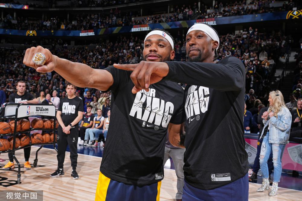 世界中保持 世界中保持